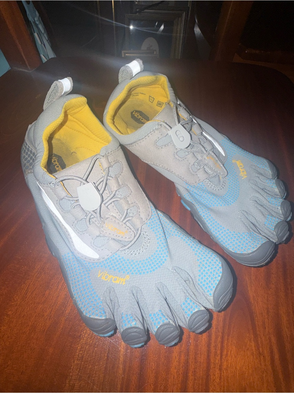 Vibram FiveFingers size 36